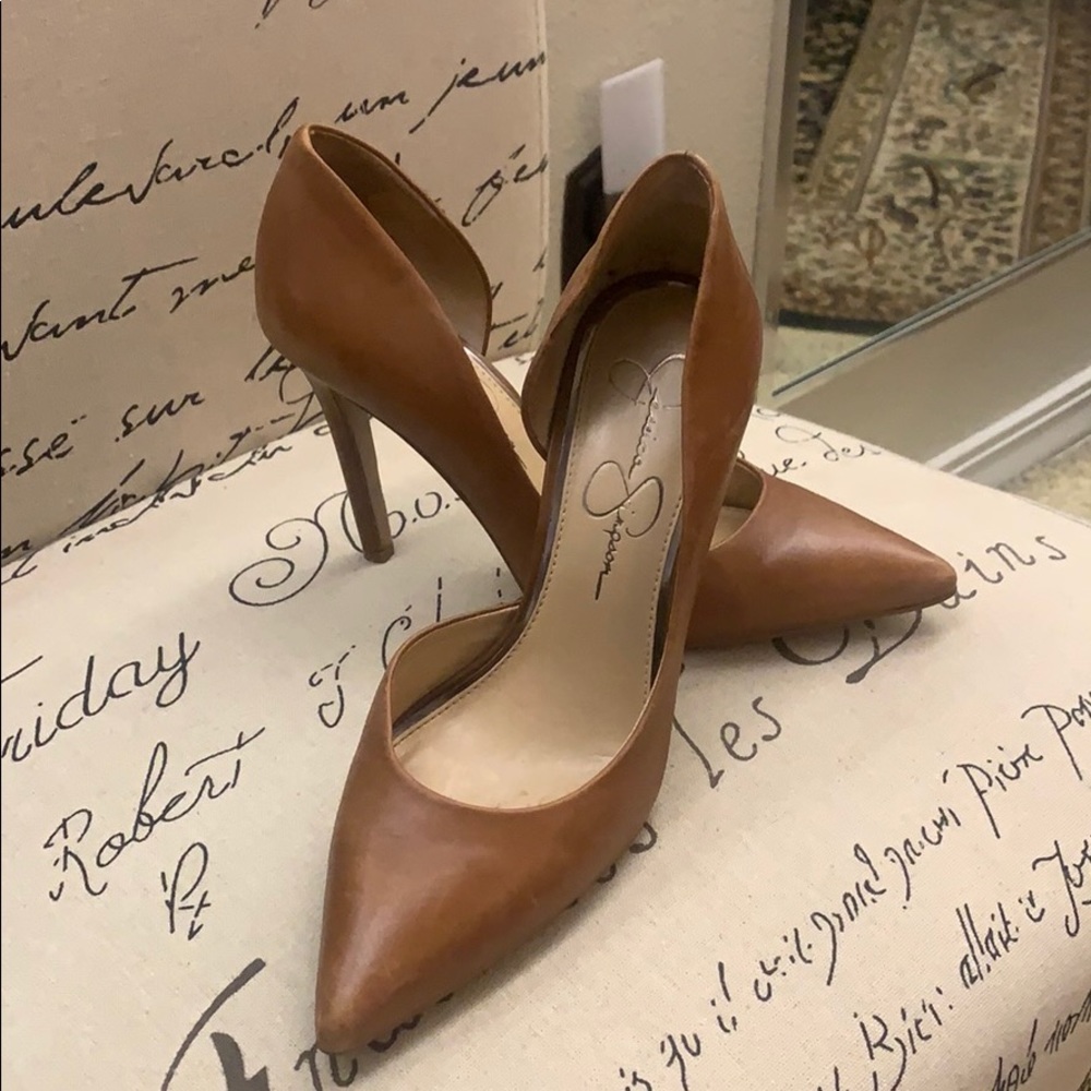 Jessica Simpson brown leather pumps